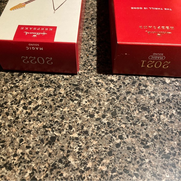 Hallmark Magic Sound Guitar Ornaments 2021 and 2022 - Picture 10 of 12